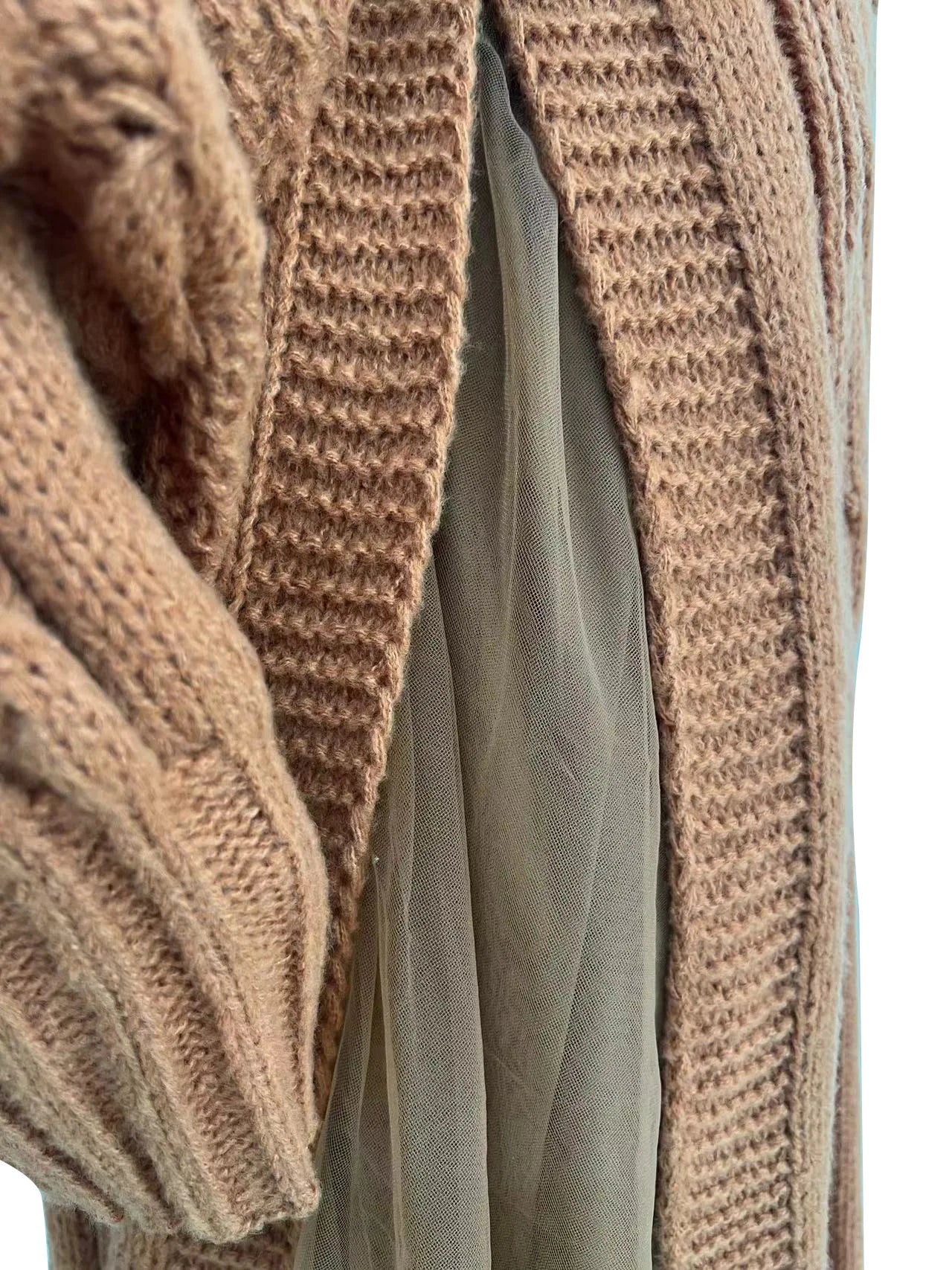 Elegant Knit & Tulle Maxi Dress